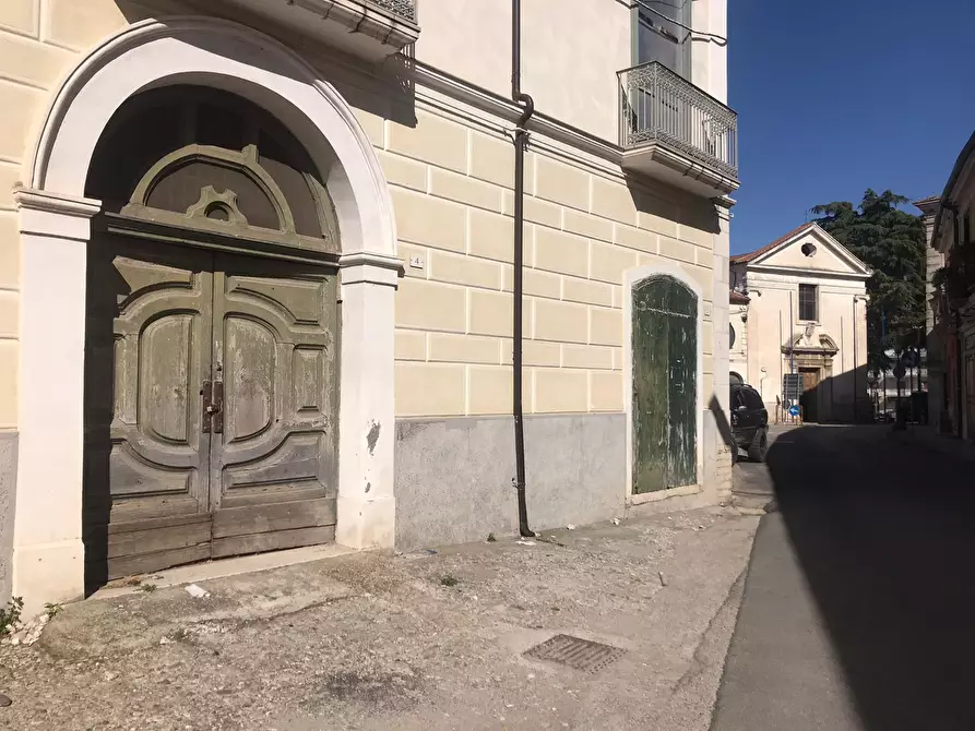 Immagine 1 di Negozio in affitto  in San Giorgio Del Sannio a Calvi