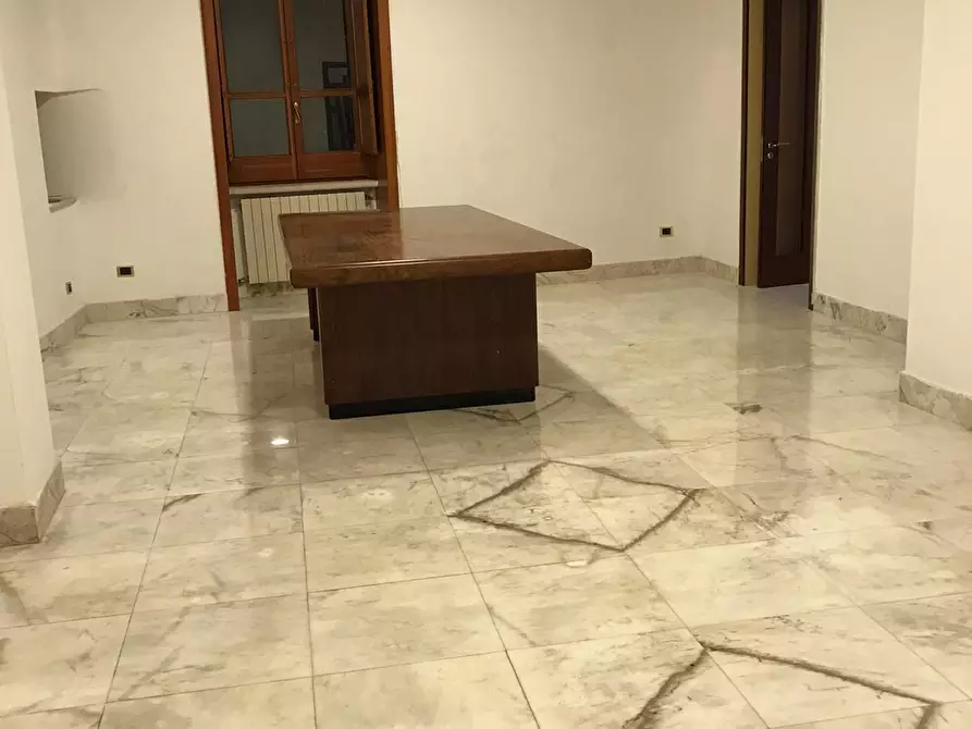 Immagine 11 di Palazzo in affitto  in Corso Giuseppe Garibaldi a Benevento