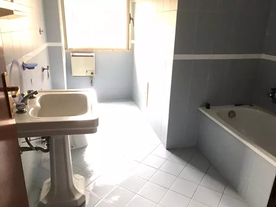 Immagine 6 di Ufficio in affitto  in Piazza Orsini a Benevento