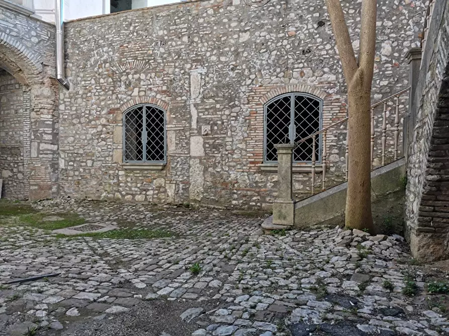 Immagine 6 di Palazzo in vendita  in Via Erik Mutarelli a Benevento