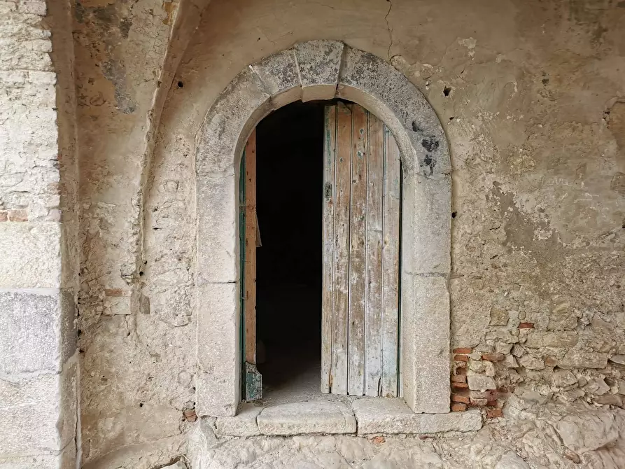 Immagine 14 di Palazzo in vendita  in contrada terra loggia a Baselice
