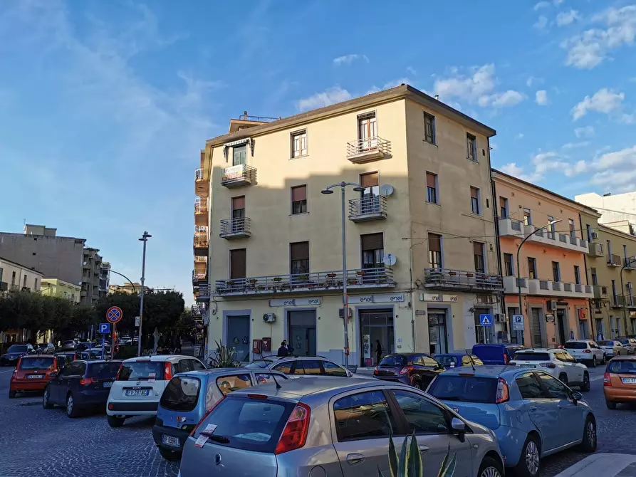 Immagine 2 di Appartamento in vendita  in Piazza Bissolati 5 a Benevento