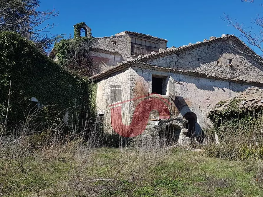 Immagine 31 di Rustico / casale in vendita  in Contrada Campolavoro a Riccia