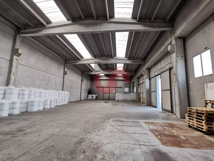 Immagine 19 di Capannone industriale in vendita  in Ponte Delle Tavole a Benevento