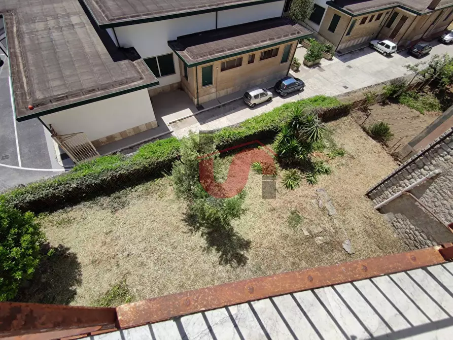 Immagine 6 di Casa semindipendente in vendita  in Via Iadonisi snc a Vitulano