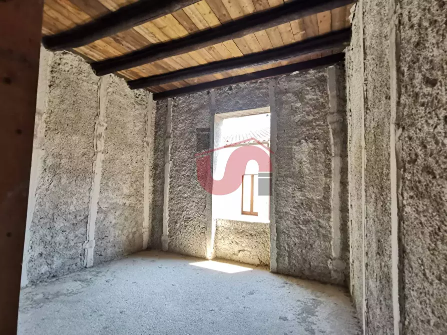 Immagine 10 di Palazzo in vendita  in Via Erik Mutarelli a Benevento