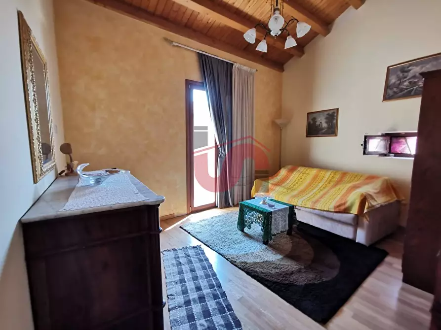 Immagine 10 di Casa semindipendente in vendita  in Via Mattaleoni 28 a Vitulano