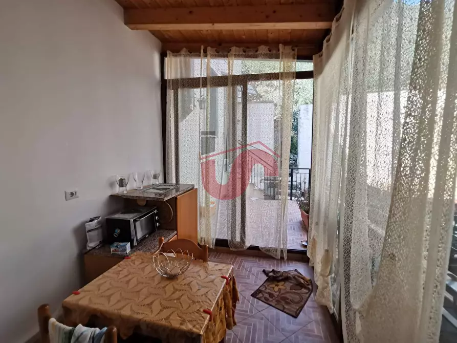 Immagine 16 di Casa semindipendente in vendita  in Via Mattaleoni 28 a Vitulano