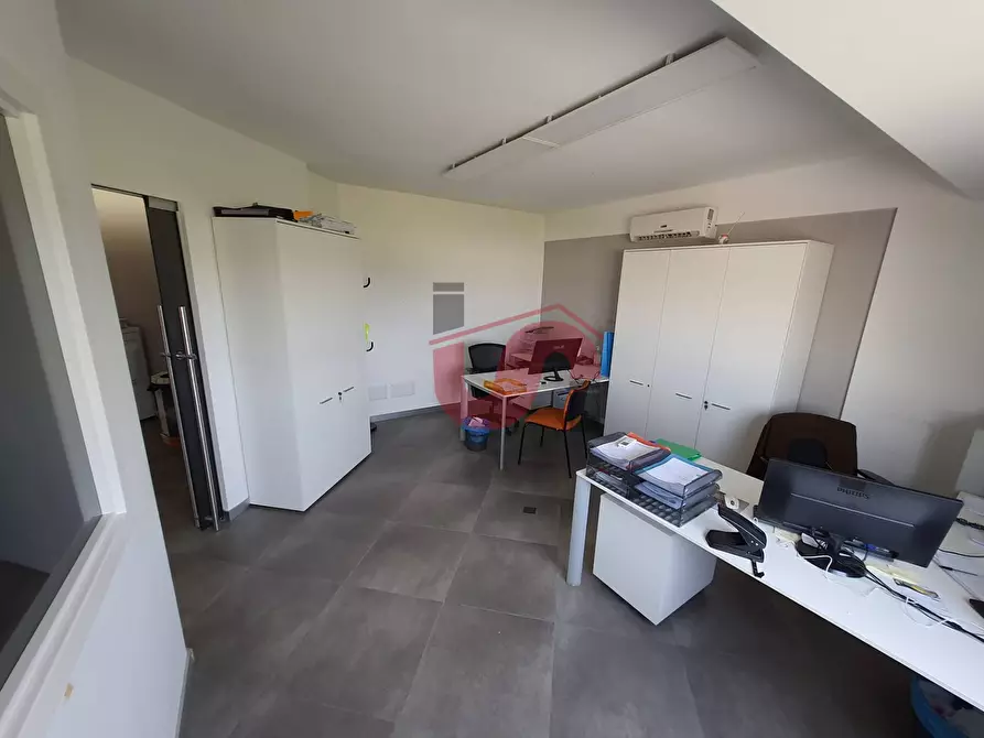 Immagine 22 di Capannone industriale in vendita  in Contrada Ponte Valentino a Benevento