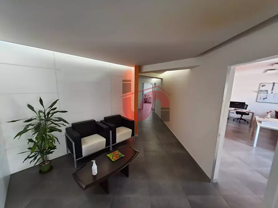 Immagine 26 di Capannone industriale in vendita  in Contrada Ponte Valentino a Benevento