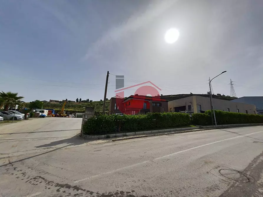 Immagine 31 di Capannone industriale in vendita  in Contrada Ponte Valentino a Benevento