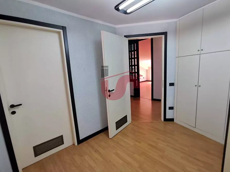 Immagine 9 di Appartamento in vendita  in Vico Papiniano a Benevento