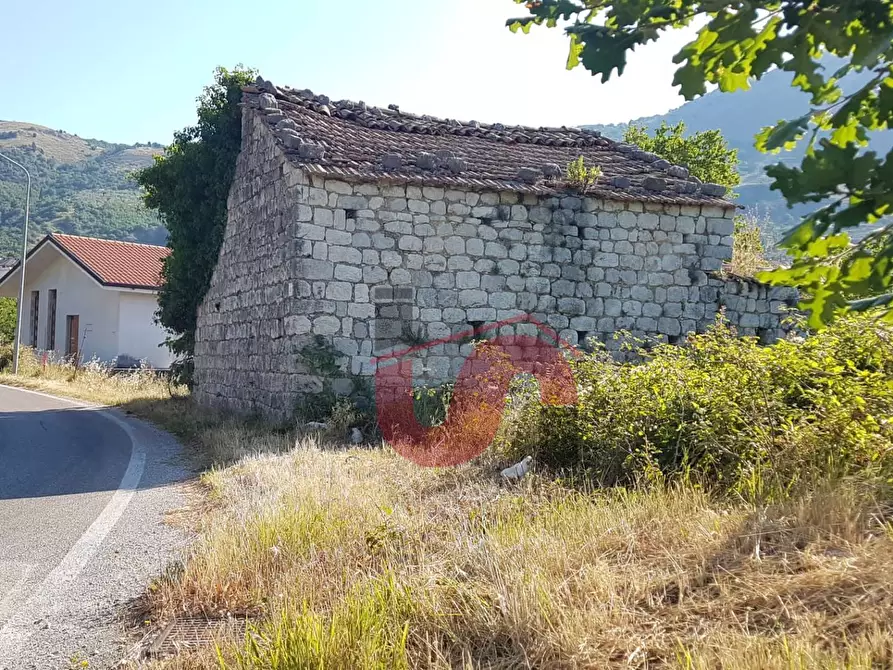 Immagine 2 di Rustico / casale in vendita  in Carpineto a Vitulano