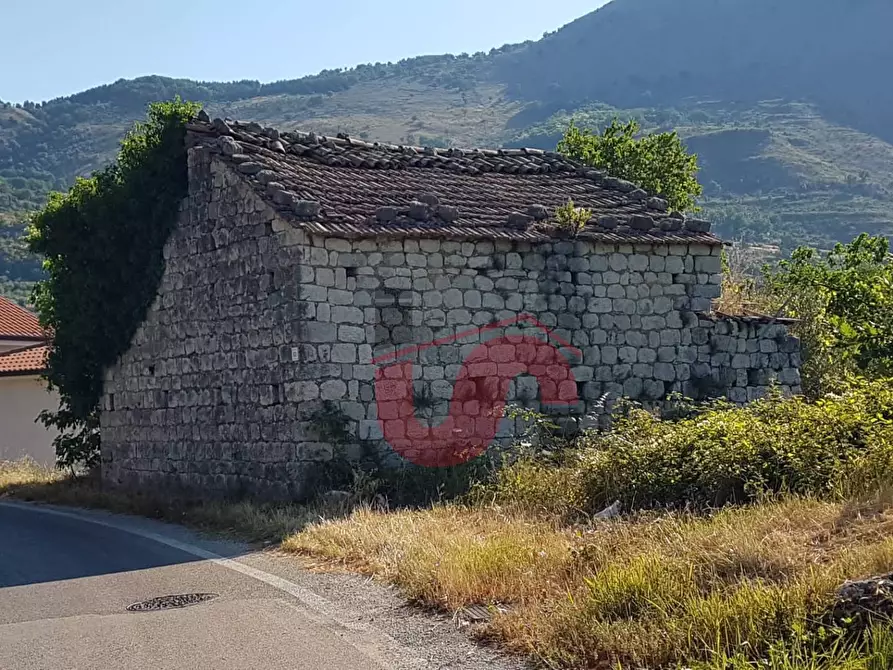 Immagine 8 di Rustico / casale in vendita  in Carpineto a Vitulano