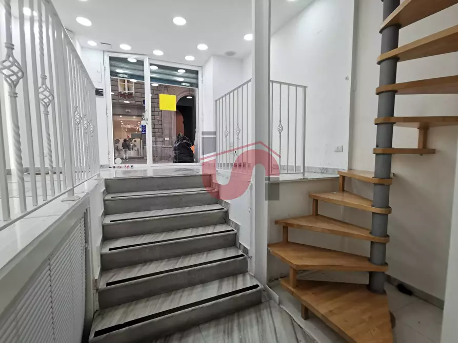 Immagine 6 di Negozio in affitto  in Corso Garibaldi 180 a Benevento