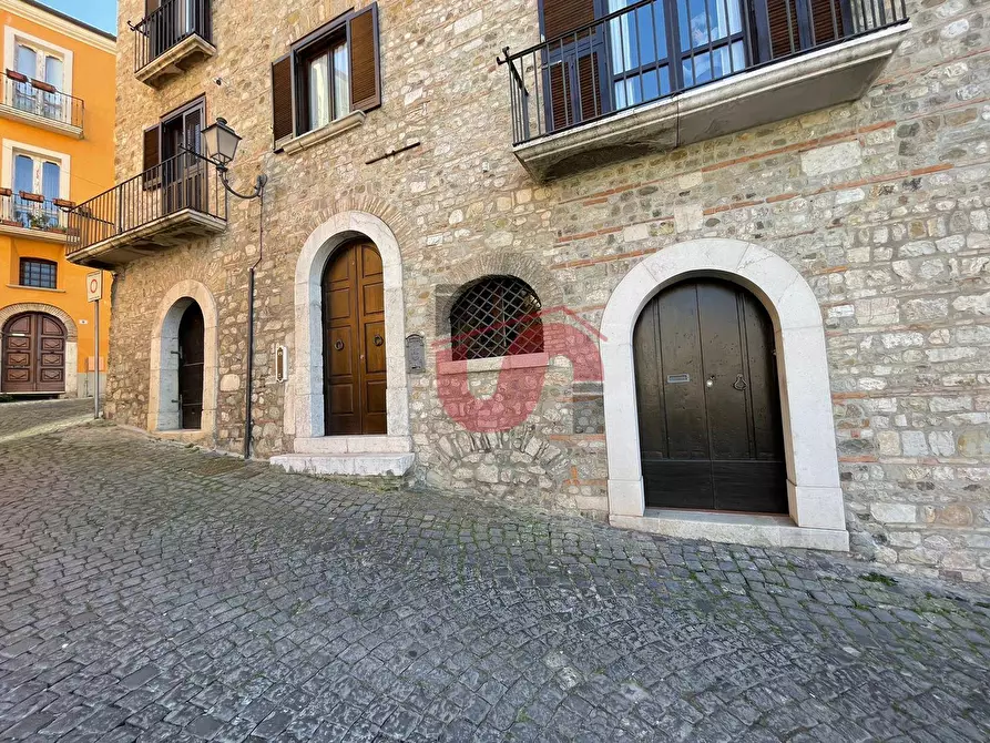 Immagine 30 di Locale commerciale in affitto  in Via Damaso a Benevento