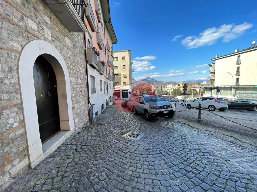 Immagine 31 di Locale commerciale in affitto  in Via Damaso a Benevento