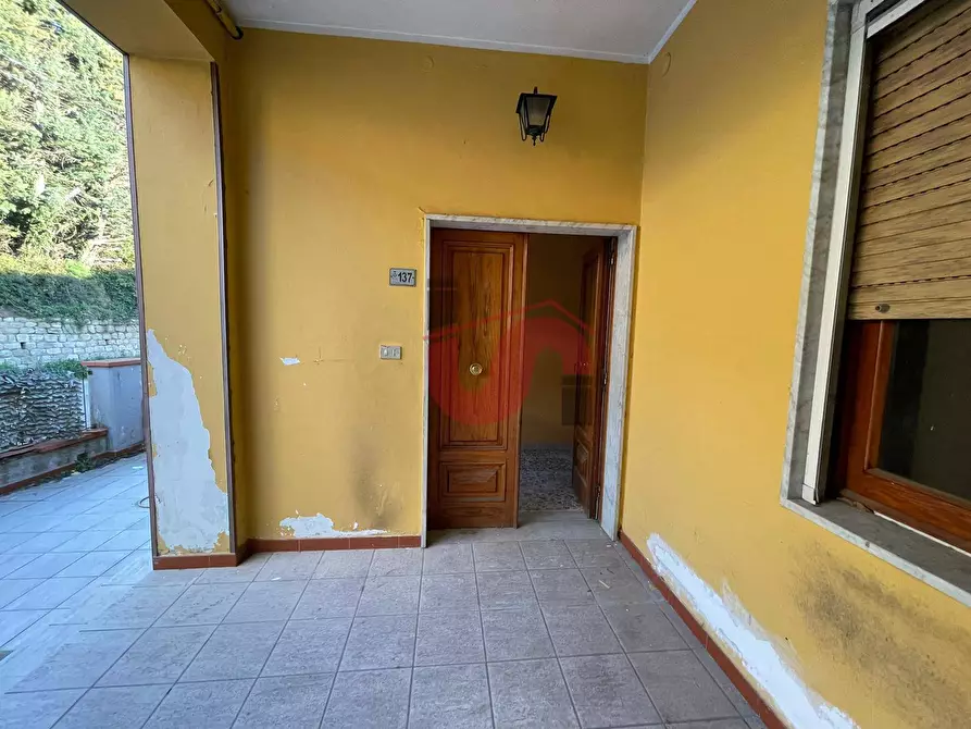 Immagine 5 di Casa semindipendente in vendita  in Via Umberto I° a Foglianise