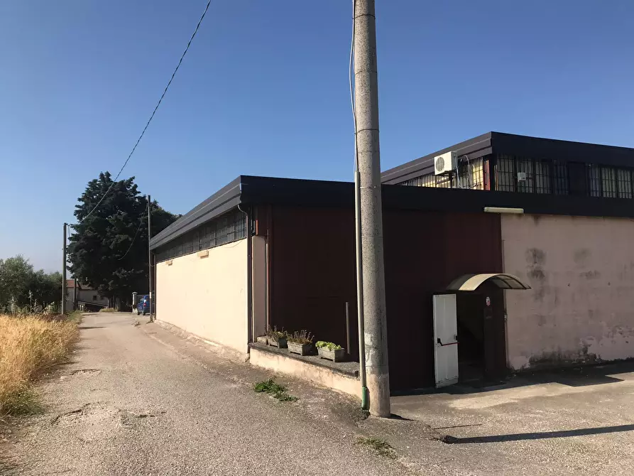 Immagine 29 di Capannone industriale in vendita  in Contrada Caramelle Vecchie snc a Benevento