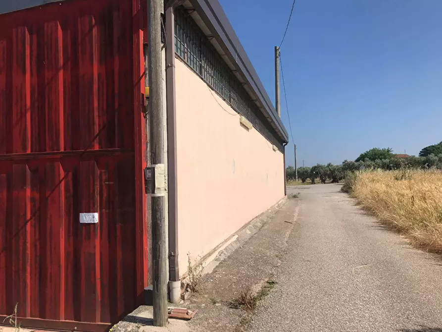 Immagine 25 di Capannone industriale in vendita  in Contrada Caramelle Vecchie snc a Benevento