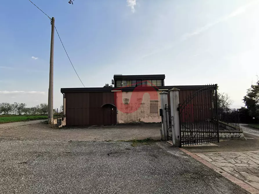 Immagine 28 di Capannone industriale in vendita  in Contrada Caramelle Vecchie snc a Benevento
