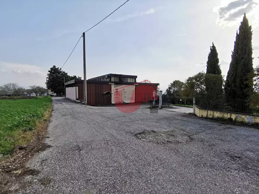 Immagine 26 di Capannone industriale in vendita  in Contrada Caramelle Vecchie snc a Benevento