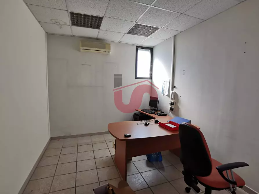 Immagine 19 di Capannone industriale in vendita  in Contrada Caramelle Vecchie snc a Benevento