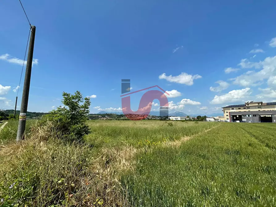 Immagine 7 di Locale commerciale in vendita  in Contrada Pianocappelle a Benevento