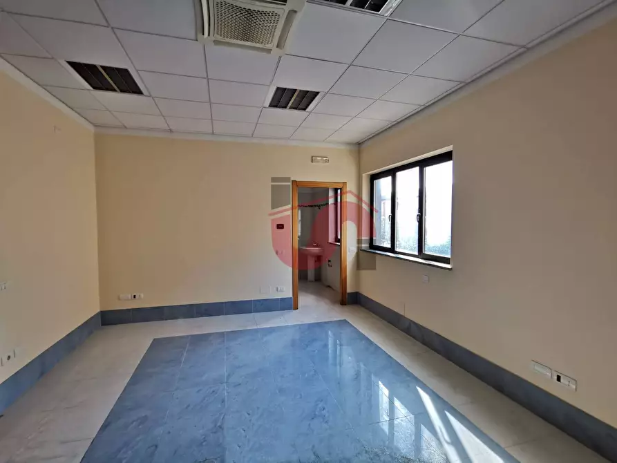 Immagine 9 di Ufficio in vendita  in Via Dei Longobardi 11 a Benevento