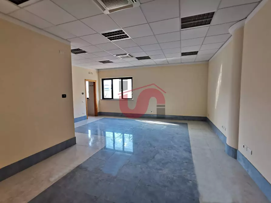 Immagine 3 di Ufficio in vendita  in Via Dei Longobardi 11 a Benevento