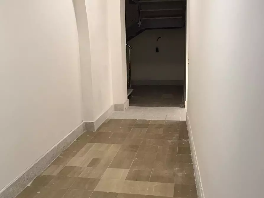 Immagine 36 di Palazzo in vendita  in Corso Giuseppe Garibaldi a Benevento