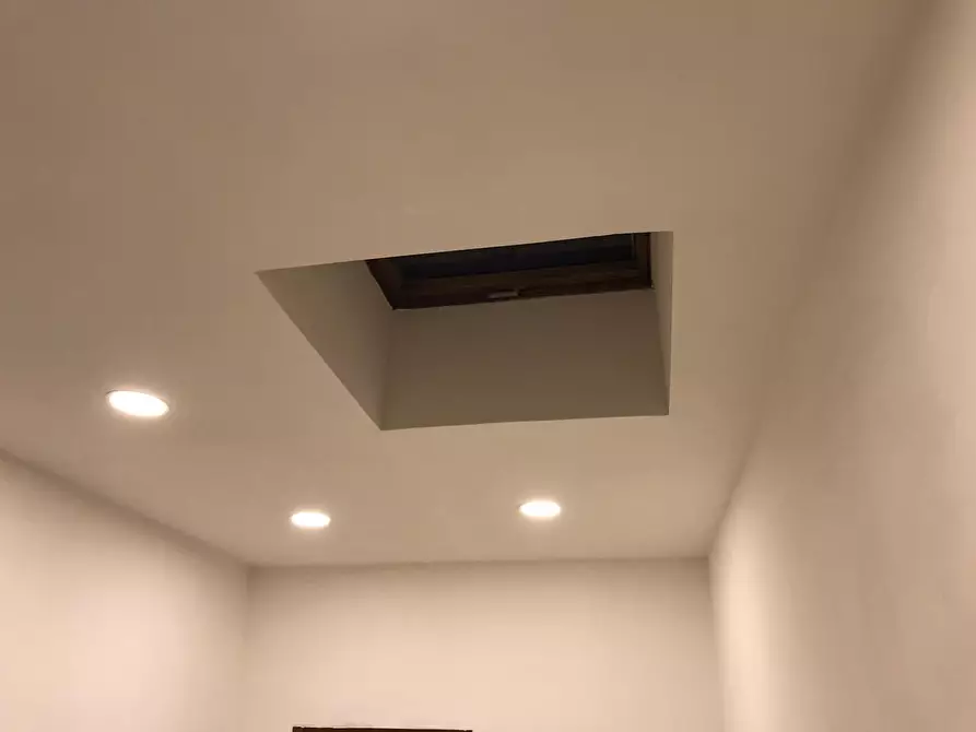 Immagine 33 di Palazzo in vendita  in Corso Giuseppe Garibaldi a Benevento