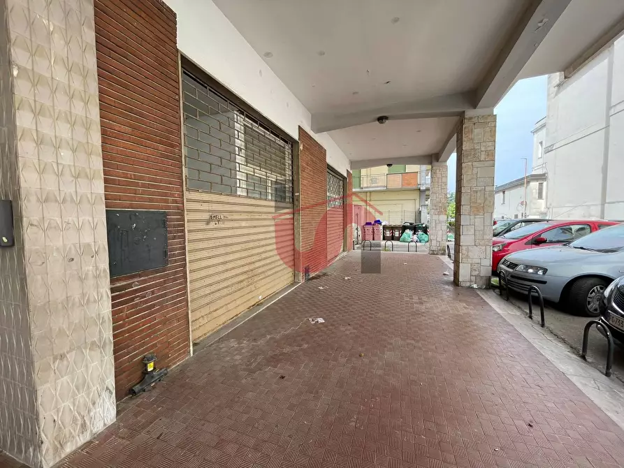 Immagine 9 di Ufficio in vendita  in Viale San Lorenzo (accanto alla Basilica della Madonna delle Grazie) a Benevento