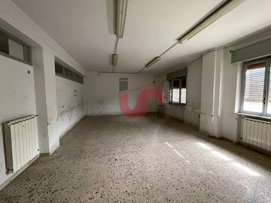 Immagine 16 di Ufficio in vendita  in Viale San Lorenzo (accanto alla Basilica della Madonna delle Grazie) a Benevento