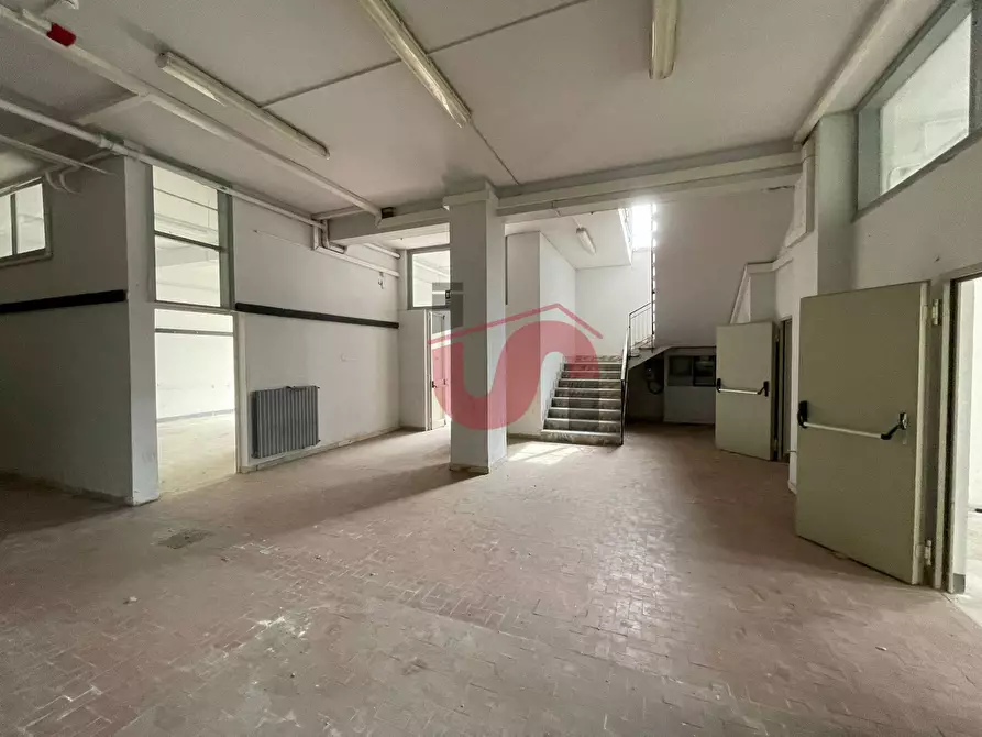 Immagine 48 di Ufficio in vendita  in Viale San Lorenzo (accanto alla Basilica della Madonna delle Grazie) a Benevento