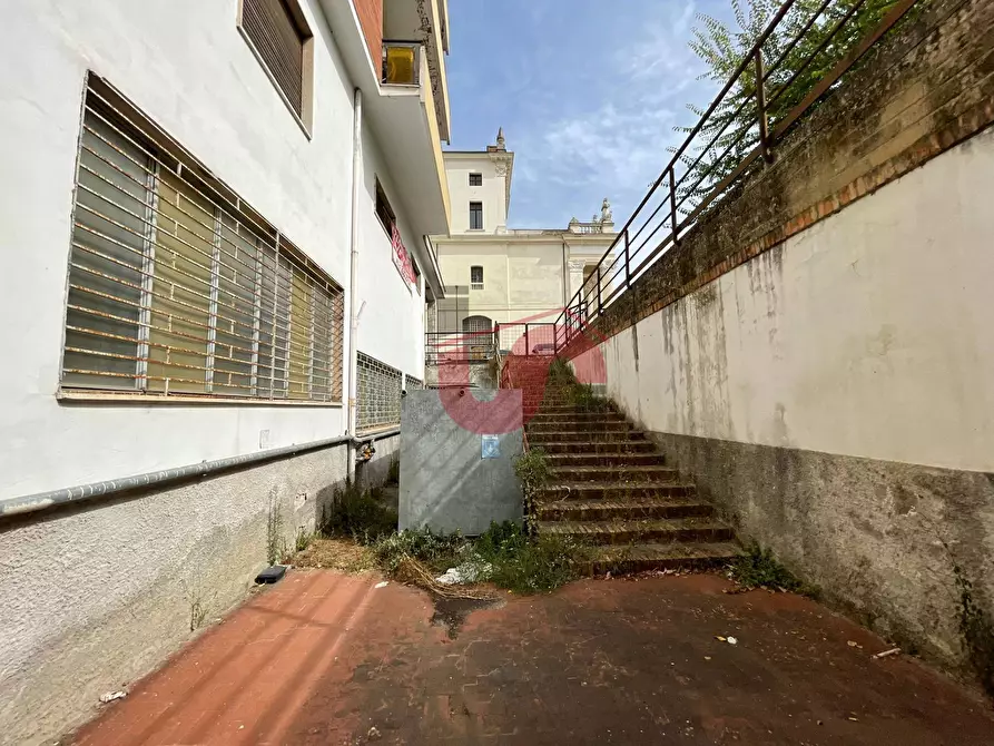 Immagine 55 di Ufficio in vendita  in Viale San Lorenzo (accanto alla Basilica della Madonna delle Grazie) a Benevento
