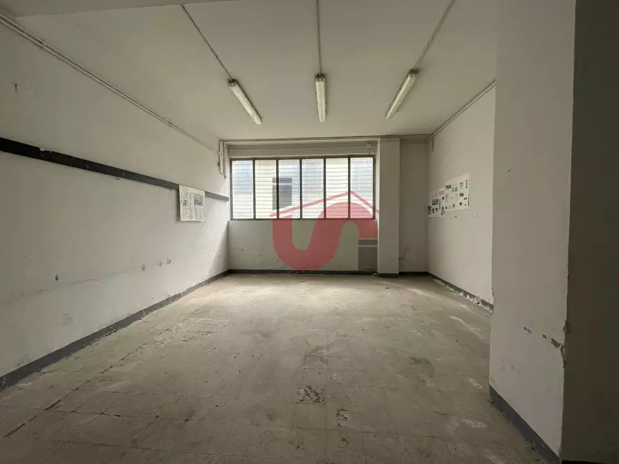 Immagine 59 di Ufficio in vendita  in Viale San Lorenzo (accanto alla Basilica della Madonna delle Grazie) a Benevento