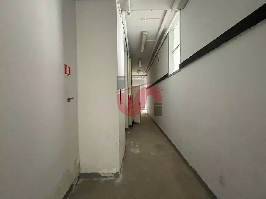 Immagine 66 di Ufficio in vendita  in Viale San Lorenzo (accanto alla Basilica della Madonna delle Grazie) a Benevento