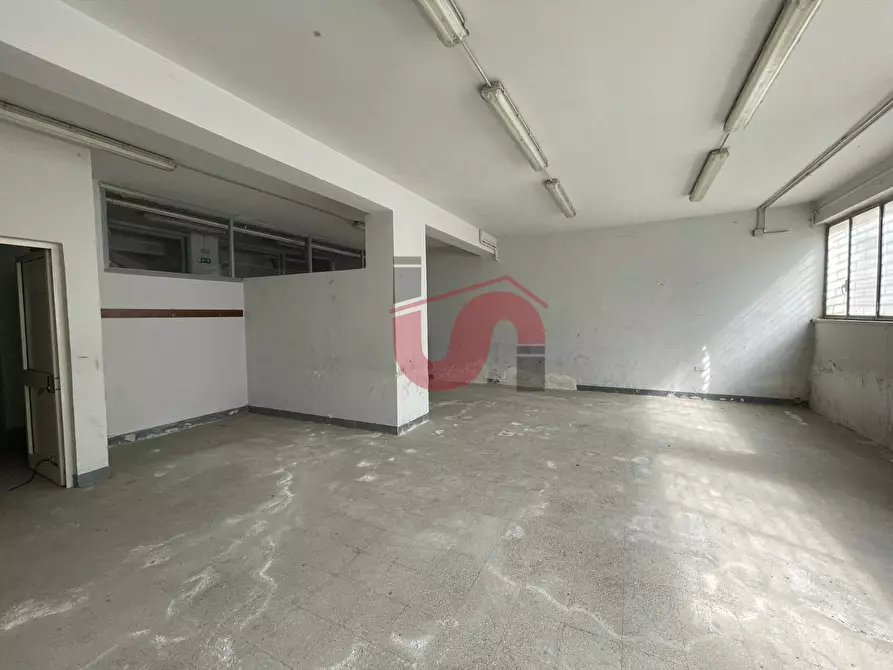 Immagine 67 di Ufficio in vendita  in Viale San Lorenzo (accanto alla Basilica della Madonna delle Grazie) a Benevento