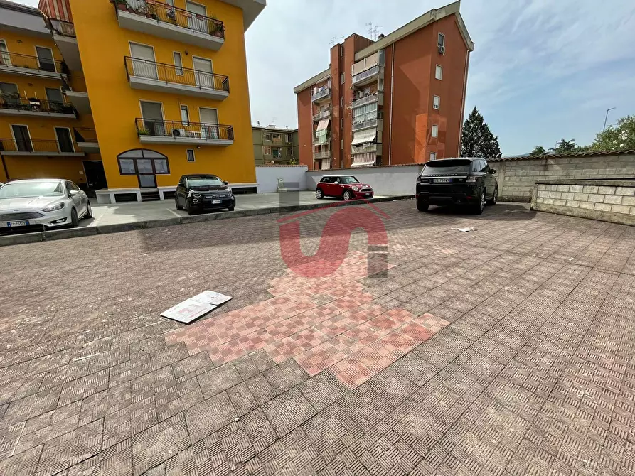 Immagine 11 di Locale commerciale in vendita  in Viale Principe di Napoli a Benevento