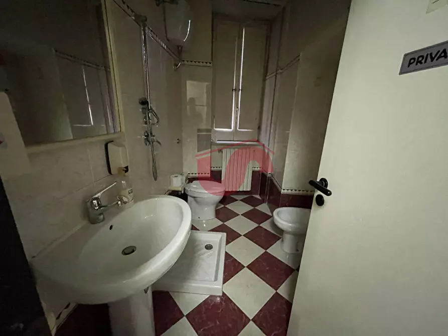 Immagine 49 di Ufficio in vendita  in Via Mario La Vipera a Benevento