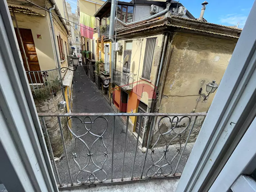 Immagine 54 di Ufficio in vendita  in Via Mario La Vipera a Benevento