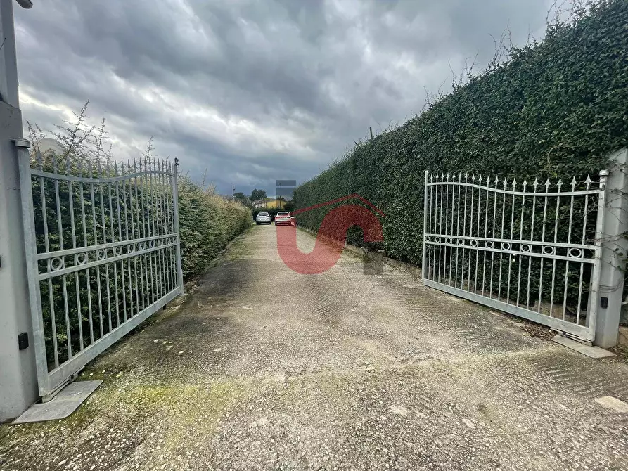 Immagine 68 di Villa in vendita  in Contrada San Vitale a Benevento