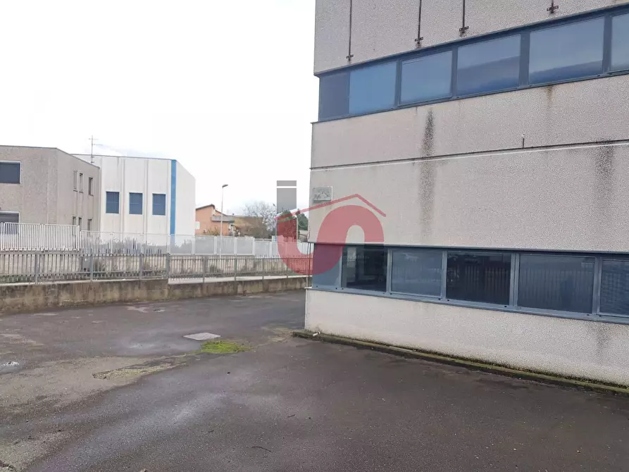Immagine 21 di Capannone industriale in vendita  in CONTRADA PEZZAPIANA a Benevento