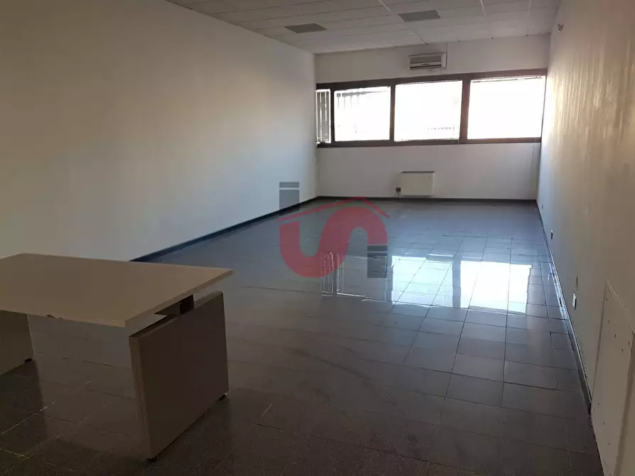 Immagine 13 di Capannone industriale in vendita  in CONTRADA PEZZAPIANA a Benevento