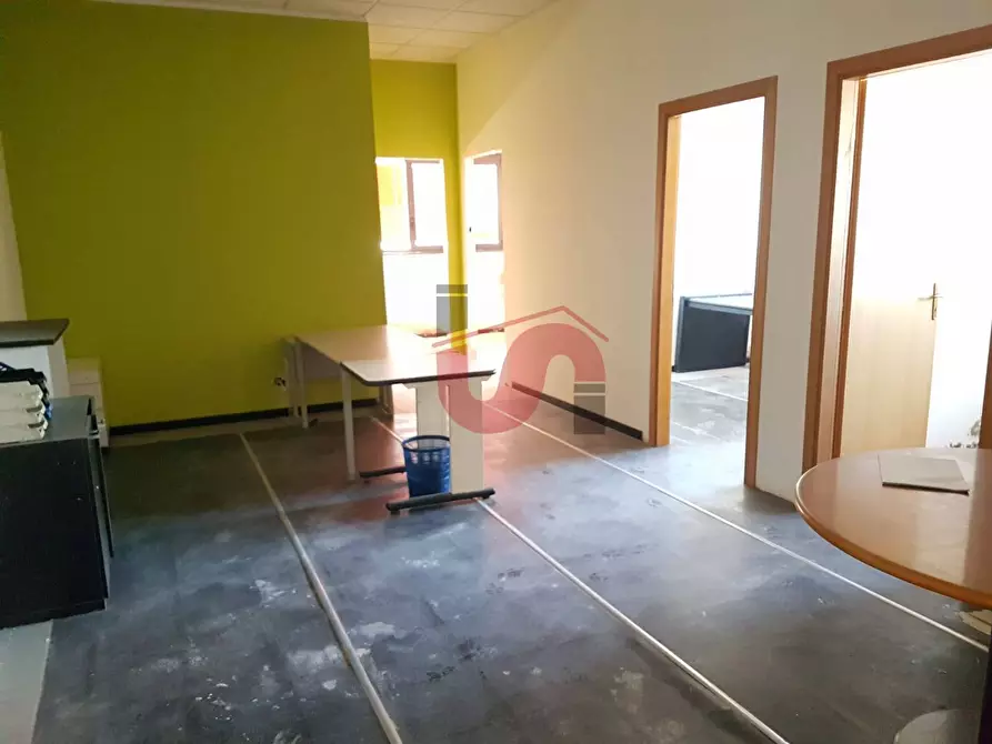 Immagine 7 di Capannone industriale in vendita  in CONTRADA PEZZAPIANA a Benevento