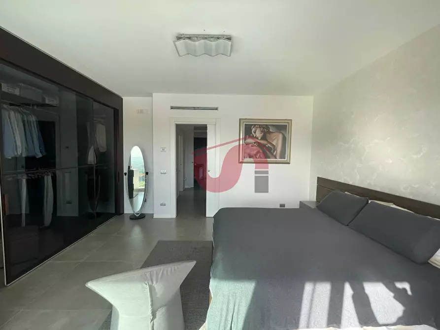 Immagine 48 di Villa in vendita  in Contrada San Vitale a Benevento