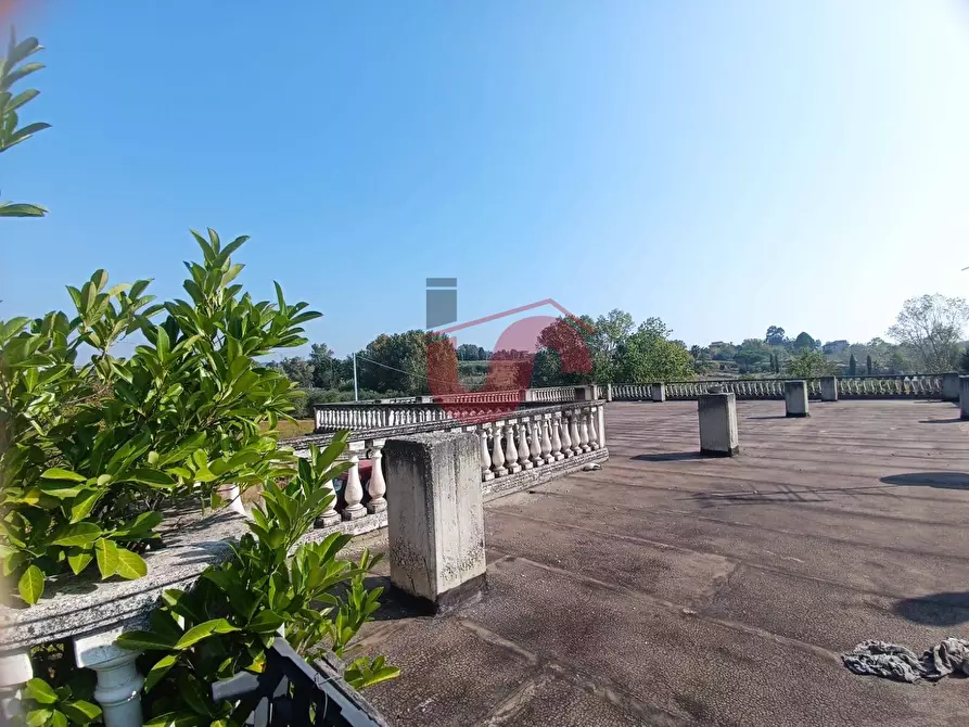 Immagine 13 di Locale commerciale in vendita  in Contrada San Chirico a Benevento