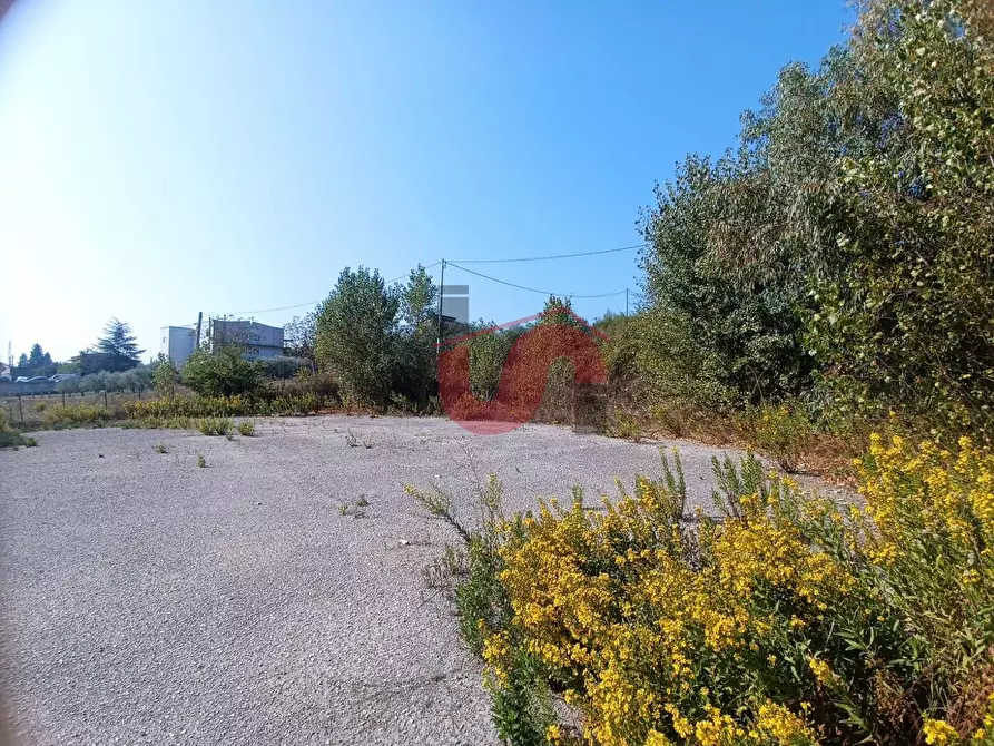 Immagine 17 di Locale commerciale in vendita  in Contrada San Chirico a Benevento