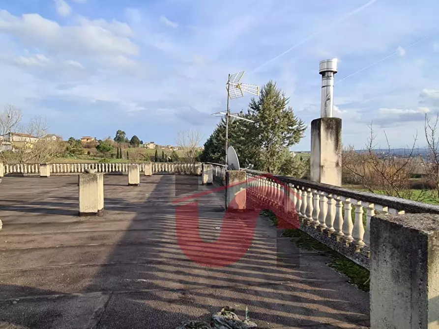 Immagine 20 di Locale commerciale in vendita  in Contrada San Chirico a Benevento